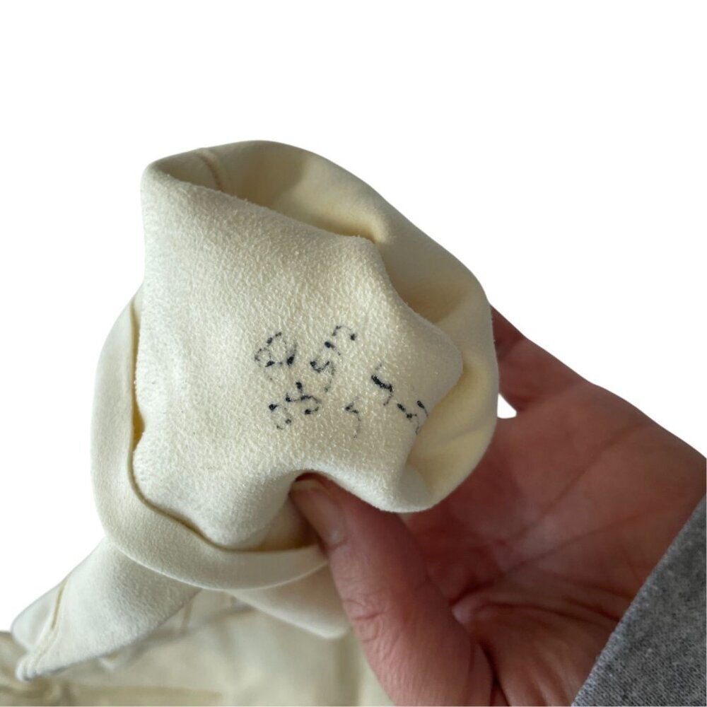 Vintage 1960's Kislav Marshall Fields Soft Off White Opera Gloves - Picture 11 of 12
